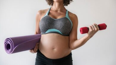 maternity sports bra​